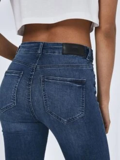 Noisy May NMLUCY CROPPED NORMAL WAIST SKINNY FIT JEANS 14 Noisy May NMLUCY CROPPED NORMAL WAIST SKINNY FIT JEANS -Noisy May Shop 27009513 MediumBlueDenim 008