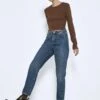 Noisy May NMISABEL HIGH WAIST LOOSE FIT JEANS 1 Noisy May NMISABEL HIGH WAIST LOOSE FIT JEANS -Noisy May Shop 27010954 MediumBlueDenim 007