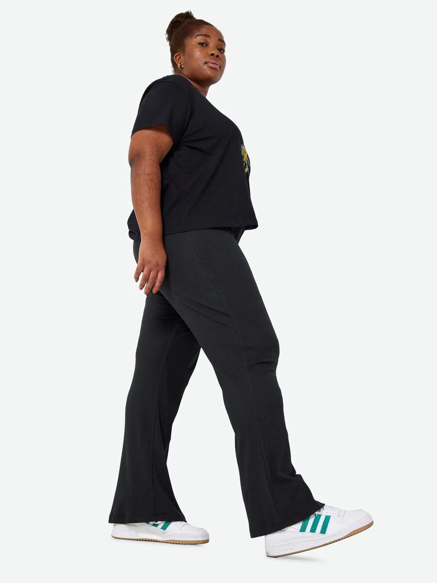 Noisy May CURVE HIGH WAISTED FLARED TROUSERS 3 Noisy May CURVE HIGH WAISTED FLARED TROUSERS