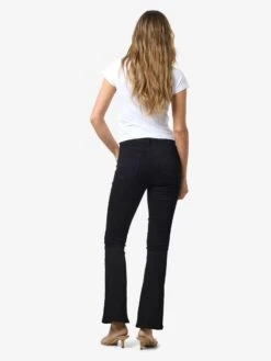 Noisy May NMSALLIE HIGH WAIST FLARED JEANS 13 Noisy May NMSALLIE HIGH WAIST FLARED JEANS -Noisy May Shop 27017554 Black 005