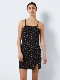 Noisy May SLEEVELESS SHORT DRESS