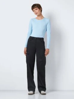 Noisy May HIGH WAISTED CARGO TROUSERS 11 Noisy May HIGH WAISTED CARGO TROUSERS -Noisy May Shop 27023604 Black 004