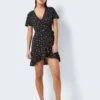 Noisy May SHORT WRAP DRESS -Noisy May Shop 27023869 Black 1000710 007