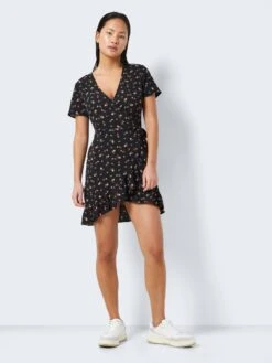 Noisy May SHORT WRAP DRESS