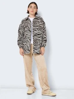 Noisy May LOOSE FIT ZEBRA SHIRT 10 Noisy May LOOSE FIT ZEBRA SHIRT -Noisy May Shop 27024524 PearledIvory 1012980 004