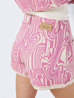 Noisy May HIGH WAISTED PRINTET DENIM SHORTS -Noisy May Shop 27024681 BrazzilianSand 1021052 008