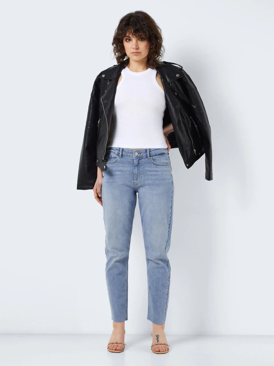 Noisy May NMJULES LOW WAISTED BOYFRIEND JEANS 5 Noisy May NMJULES LOW WAISTED BOYFRIEND JEANS - Image 3