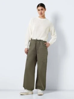 Noisy May NORMAL WAISTED CARGO TROUSERS 10 Noisy May NORMAL WAISTED CARGO TROUSERS -Noisy May Shop 27026468 Crocodile 1043388 004