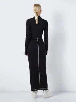 Noisy May LONG SLEEVED CROPPED TOP -Noisy May Shop 27027930 Black 1064216 005