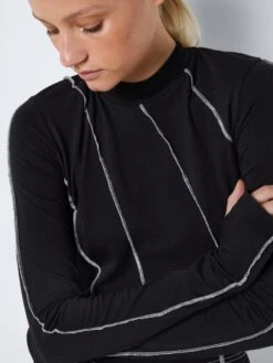 Noisy May LONG SLEEVED CROPPED TOP -Noisy May Shop 27027930 Black 1064216 006