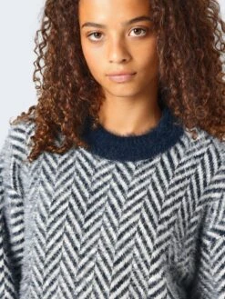 Noisy May PATTERNED KNITTED PULLOVER 12 Noisy May PATTERNED KNITTED PULLOVER -Noisy May Shop 27029283 NavyBlazer 1086305 006
