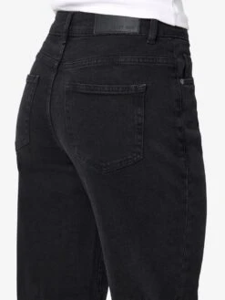 Noisy May NMJOSIE LOOSE-FIT JEANS -Noisy May Shop 27030571 BlackDenim 008