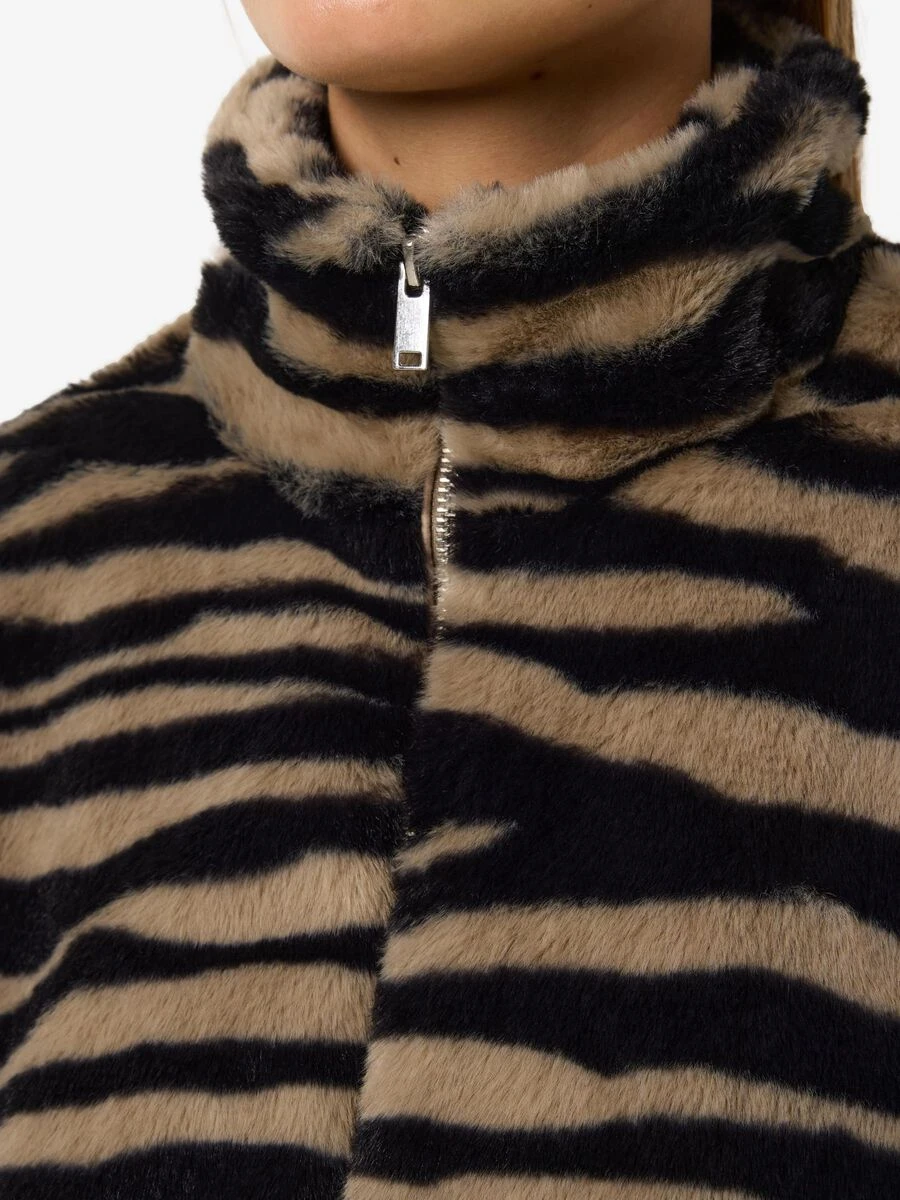 Noisy May FAUX FUR JACKET 7 Noisy May FAUX FUR JACKET - Image 5